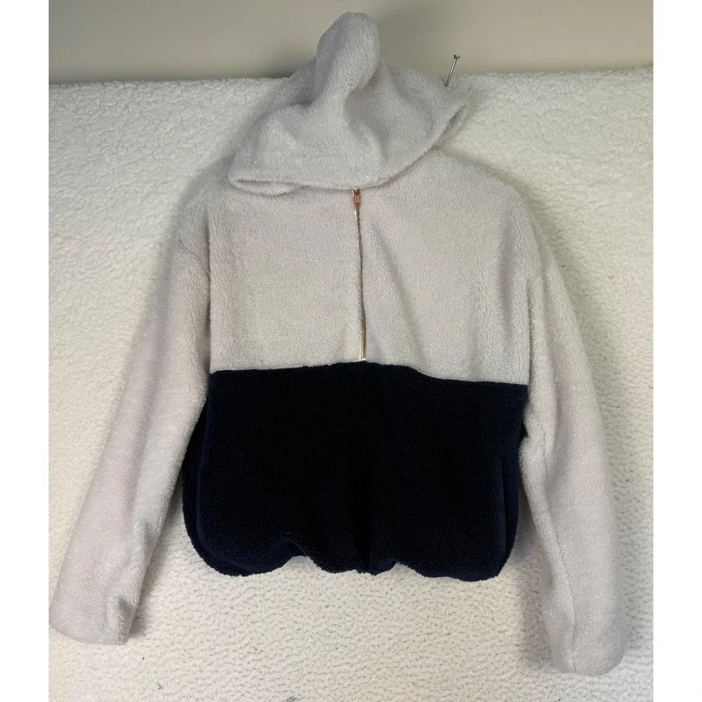 EVEREVE Jacket Womens XS White Black Cropped Hooded Fleece Cozy Gorpcore
